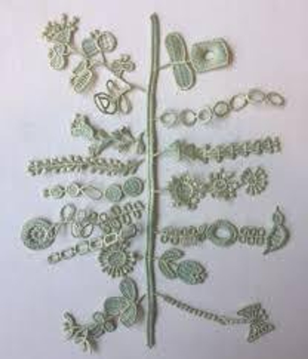 AMBER Chemical lace / Spring green lace on both sides 50cm - 编织/刺绣/羊毛毡/裁缝 - 棉 绿色