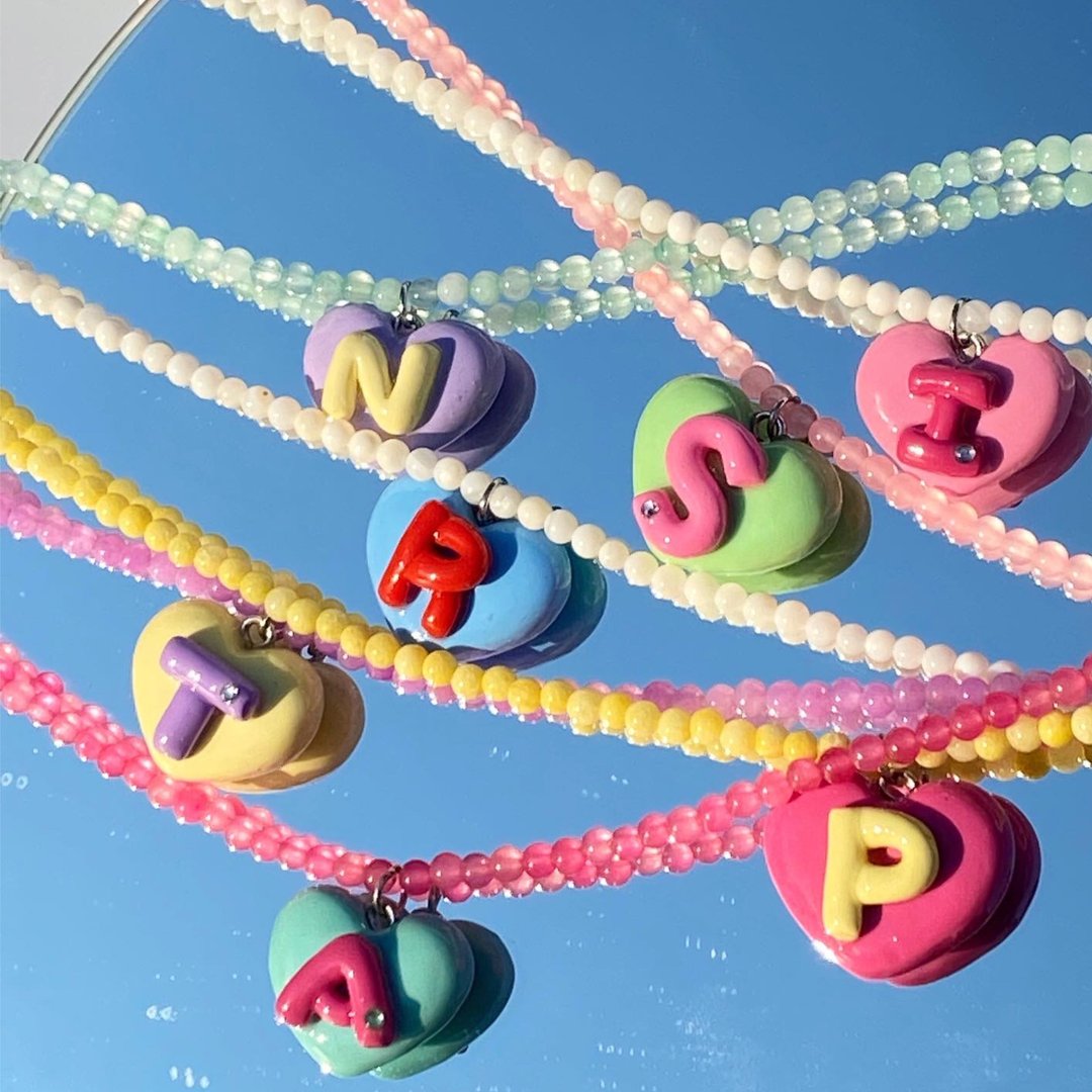 Stone necklace with heart pendant and English letters - 项链 - 石头 多色