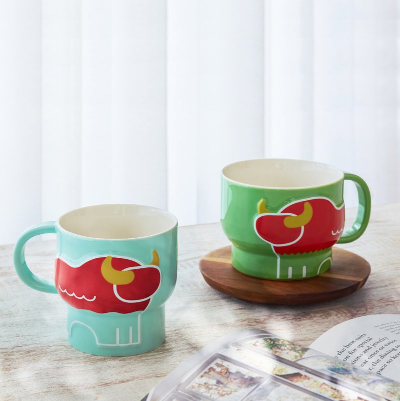 2021新年牛年-牛气冲天马克杯 - 咖啡杯/马克杯 - 瓷 红色