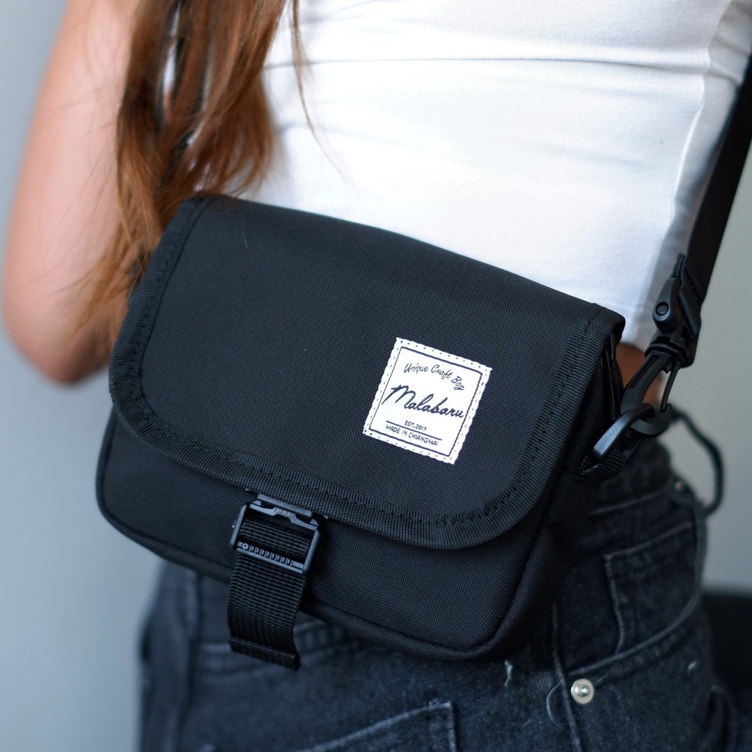 KODI Crossbody Bag, shoulder bag, waterproof zipper, waterproof bag - 侧背包/斜挎包 - 尼龙 黑色