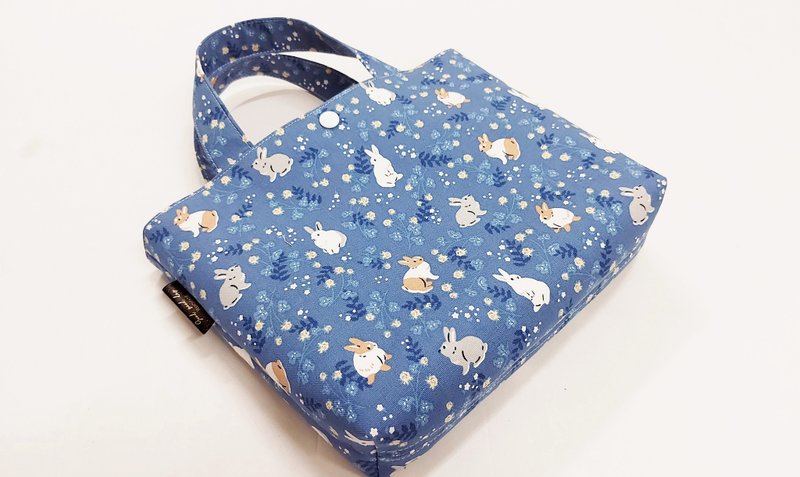 【小方包】小兔子花园-简约外出包-散步包-手提袋 礼物 - 手提包/手提袋 - 棉．麻 