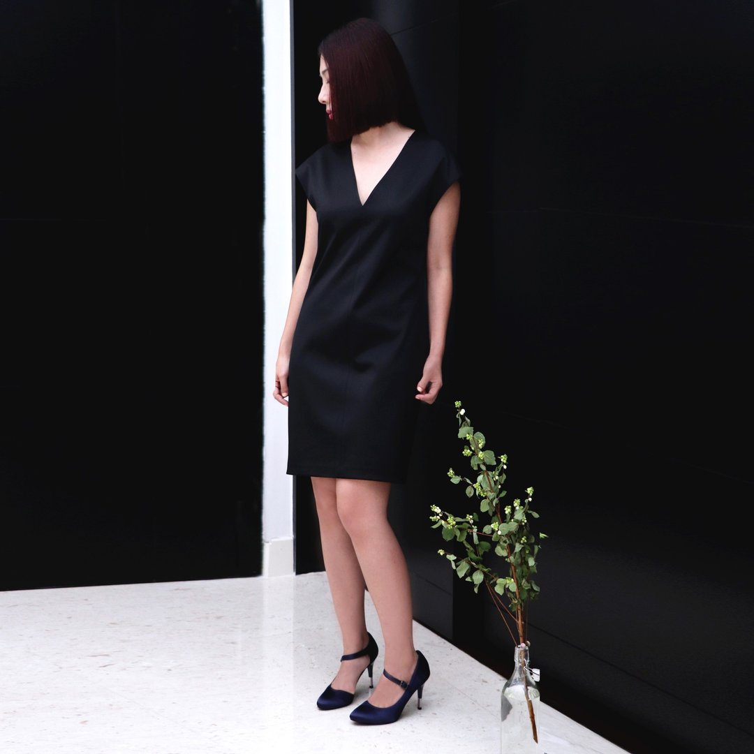 黑色露背高级丝感暗光滑丝段般的背心晚礼服 洋装 连身裙 约会 - 洋装/连衣裙 - 其他材质 黑色