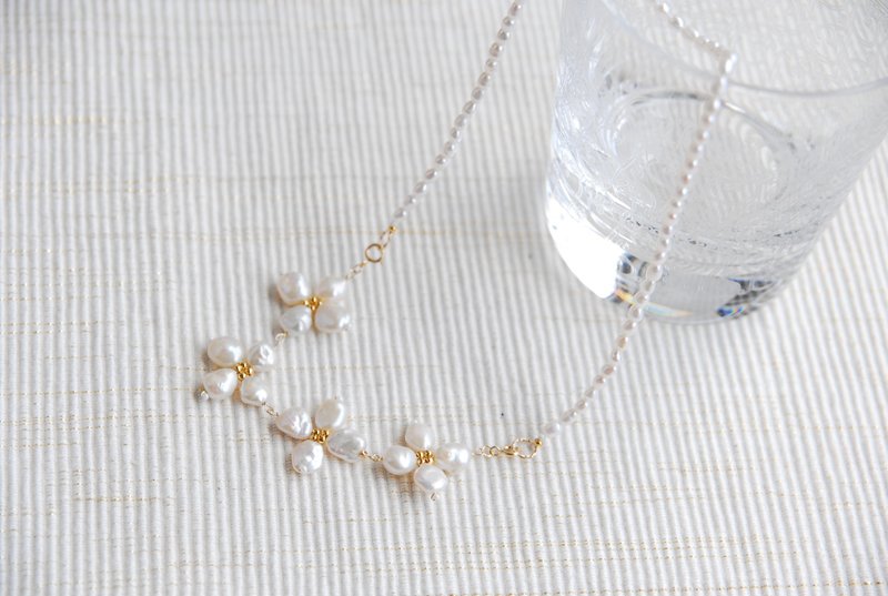 Resale 4 flower necklace 14kgf - 项链 - 珍珠 白色
