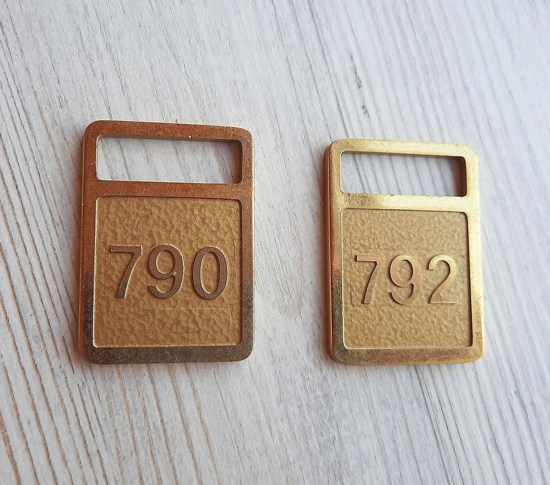 Soviet wardrobe number tag 790 792 - vintage brass dressing room tags - 其他 - 铜/黄铜 金色