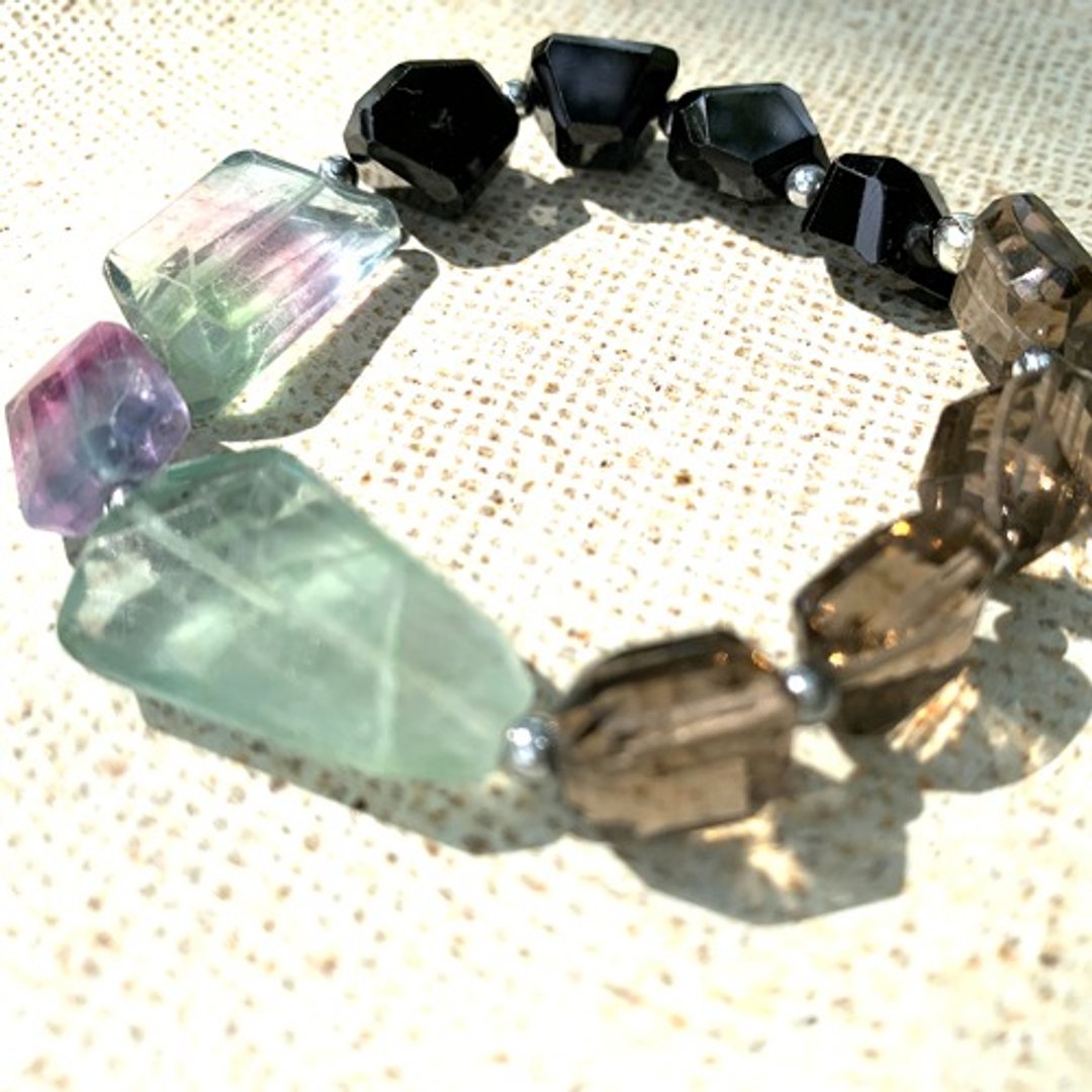 Natural Stone Easy Bracelet [Wolfcry] Fluorite/Smoky Quartz/Black Spinel [August Birthstone] - 手链/手环 - 宝石 