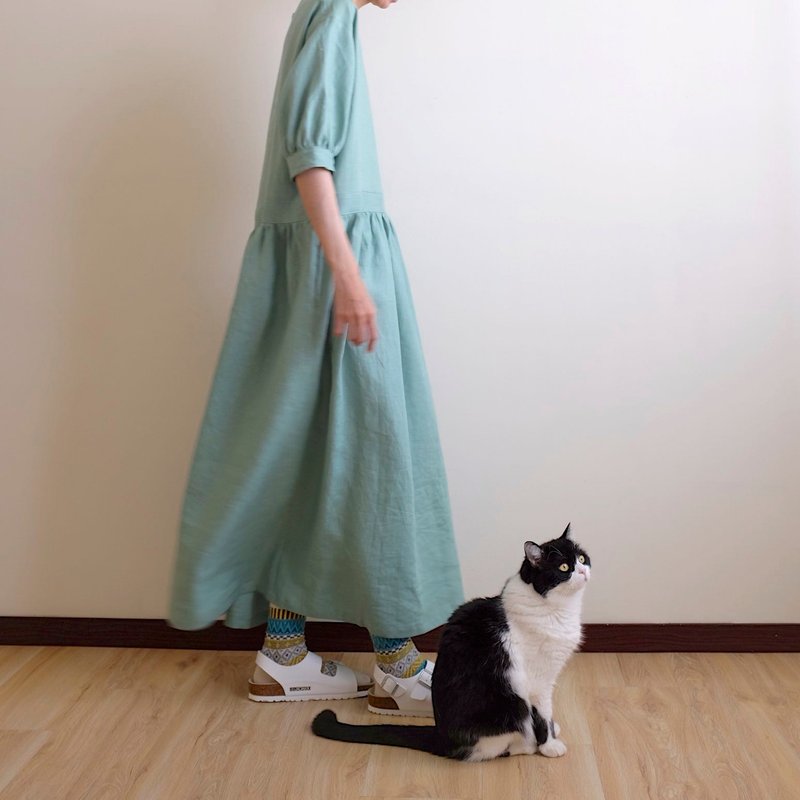 日常手作服 散步花园 青竹色五分蓬蓬袖长洋装 亚麻 - 洋装/连衣裙 - 棉．麻 绿色