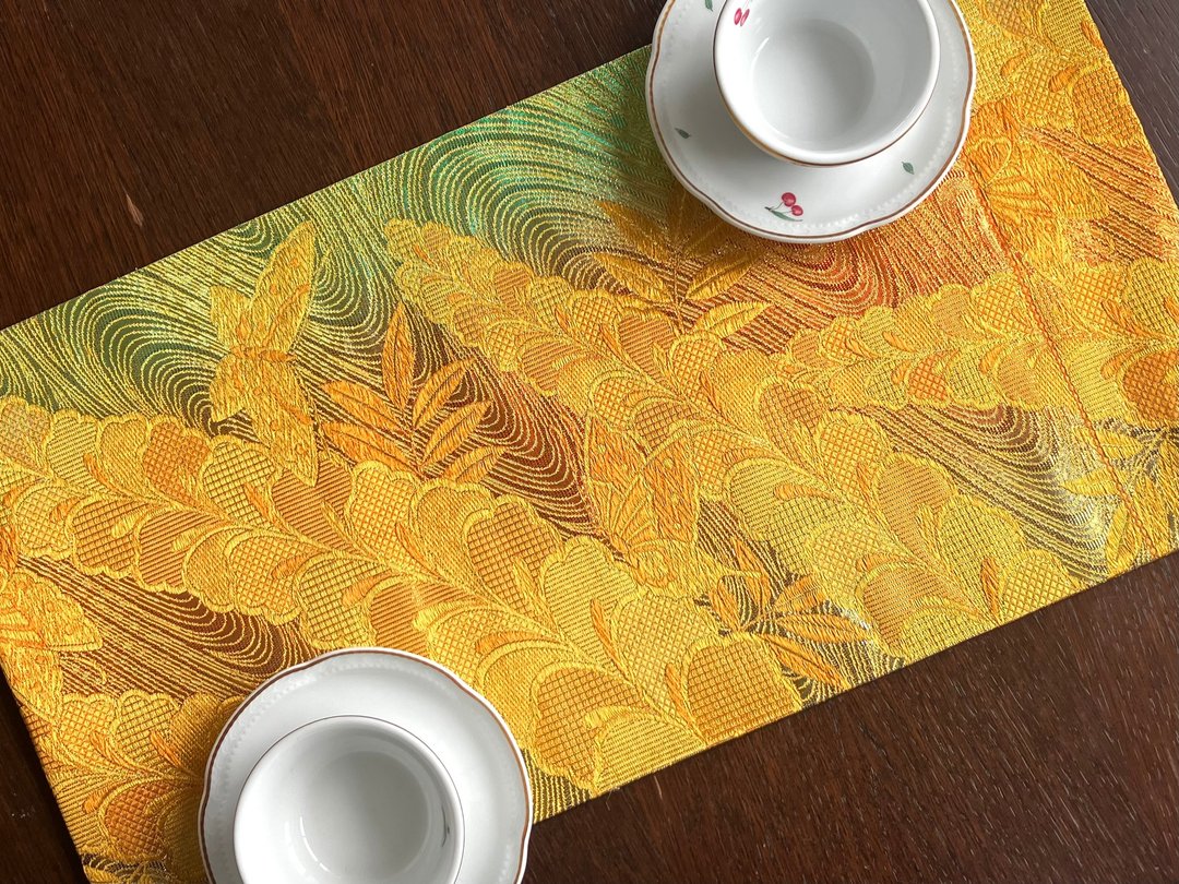 和服腰带再制 佐贺锦 红色 牡丹菊花纹 餐垫 58cm 独一无二 PPM016 - 餐垫/桌巾 - 丝．绢 橘色