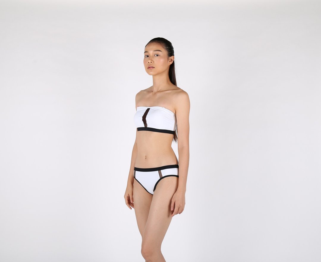 特別形狀肩帶比基尼 / 白色 / L - 女装泳衣/比基尼 - 其他材质 白色