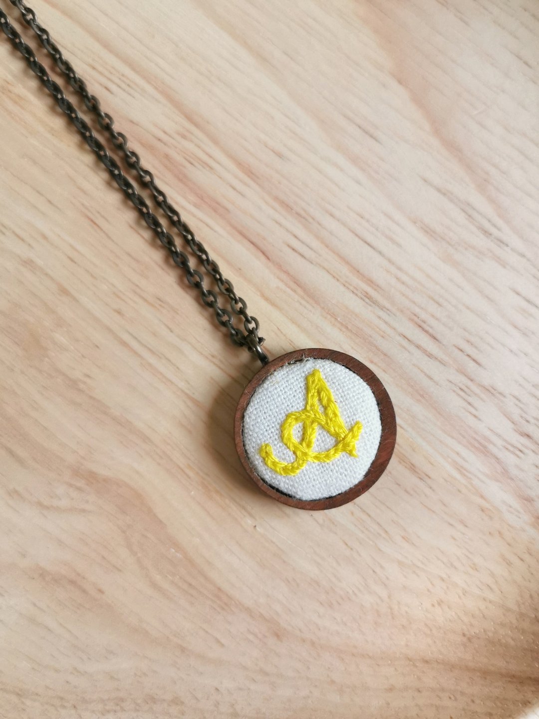 CaCa Crafts | 小小手工刺绣项链【A】 - 项链 - 其他材质 黄色