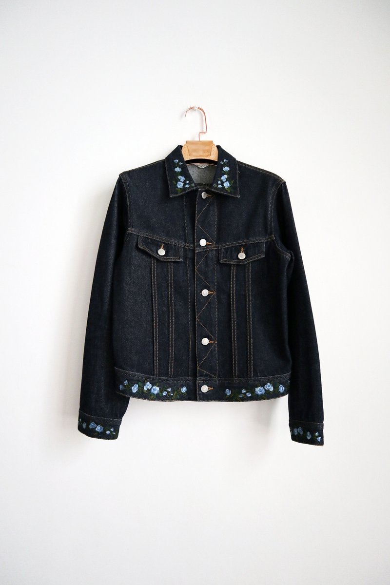 南瓜Vintage。古着蓝花刺绣牛仔外套 - 女装休闲/机能外套 - 其他材质 