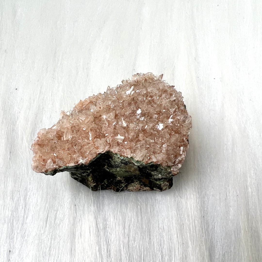粉色小沸石 | 水晶 | 水晶原石 |水晶摆件 - 摆饰 - 水晶 粉红色