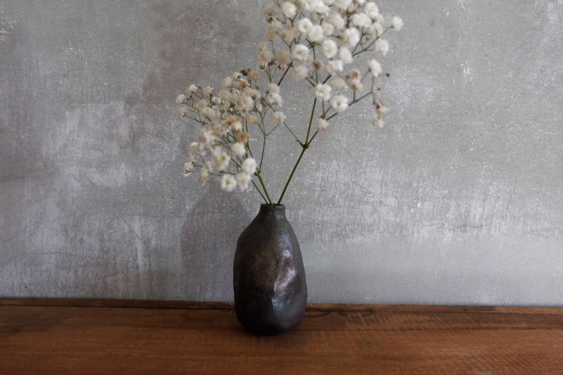 lelecoco . 树木的味道 熏烧手捏小瓶 花器 - 花瓶/陶器 - 陶 咖啡色