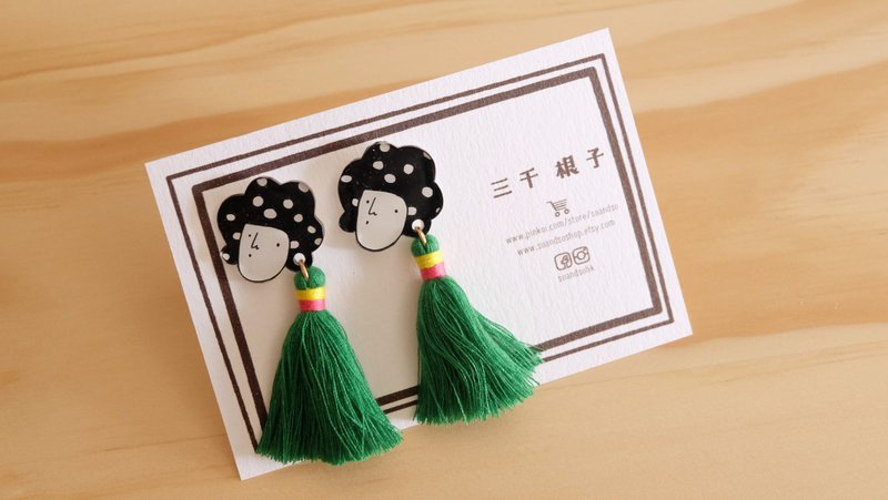 三千根子系列 / 流苏耳环 / 绿色 - 耳环/耳夹 - 其他材质 绿色