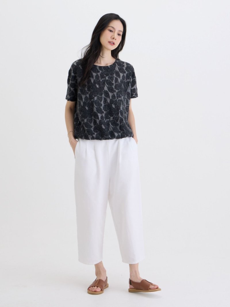 PINKOI ONLY: 光影蕾丝花连袖上衣-灰岩 - 女装针织衫/毛衣 - 其他人造纤维 黑色