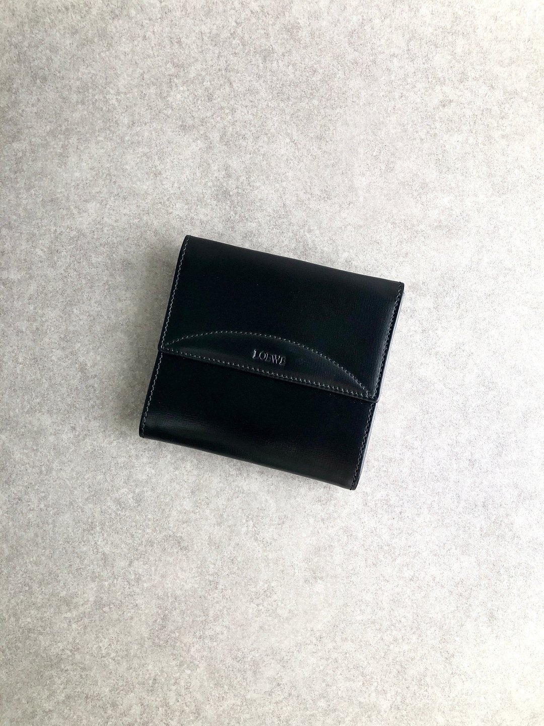 [日本直送，品牌二手包] LOEWE钱包，黑标志，皮革，双折，复古，旧款 ud6st6 - 皮夹/钱包 - 真皮 黑色