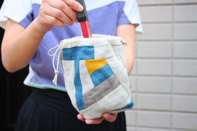 At random  A patchwork  To a corner bottom margin. - 化妆包/杂物包 - 棉．麻 绿色