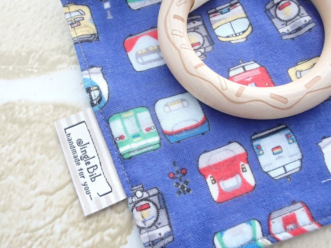 Baby Teething Blanket, Rattle Teether, Wooden Toy, Japanese Cotton, Blue Trains - 玩具/玩偶 - 木头 蓝色