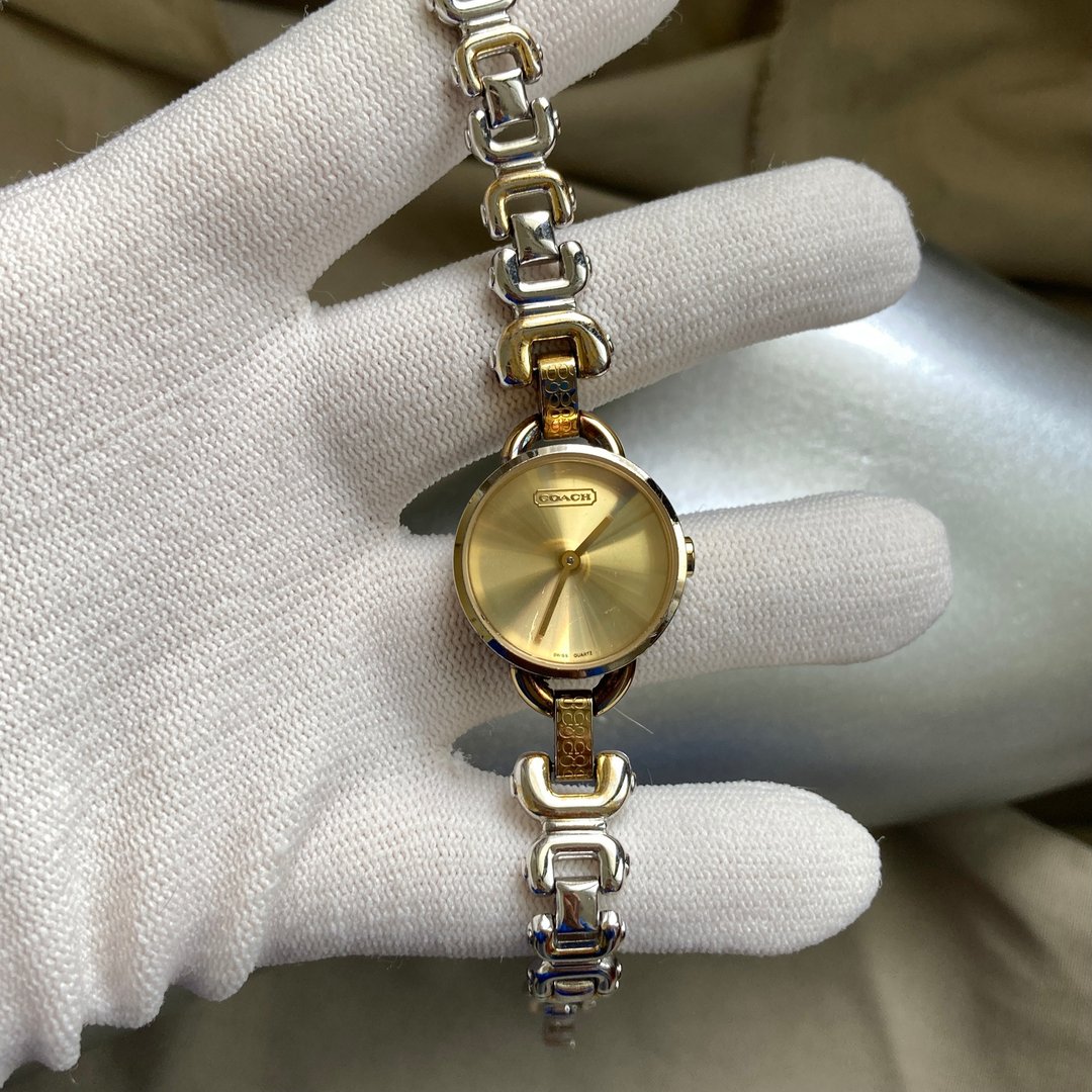 Coach 金色圆形表盘 品牌logo设计面 手链式表带 古董表 vintage - 女表 - 其他金属 金色