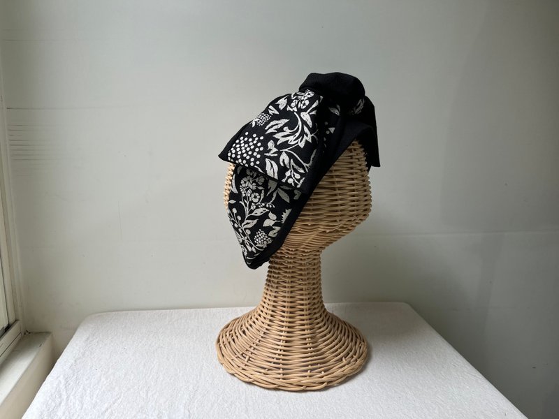 小花灿烂墨-日式绑带发带ヘアバンド - 发带/发箍 - 棉．麻 