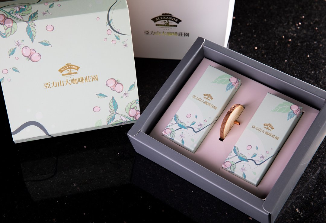咖啡花恬卧香+年轮香座 为您生活居家添点薰香 (礼盒组) - 香薰/精油/线香 - 植物．花 白色