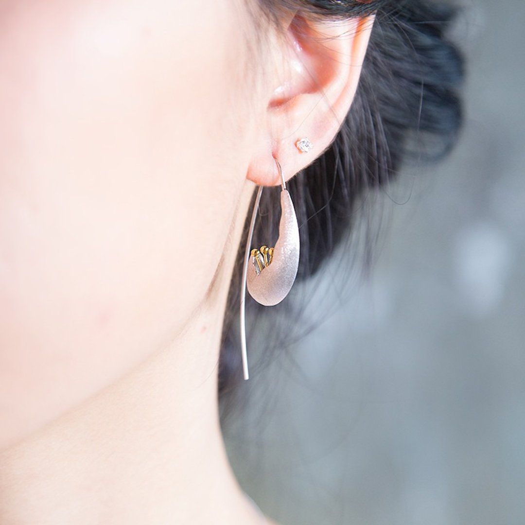 Uniquely Me Earrings - 耳环/耳夹 - 其他金属 金色