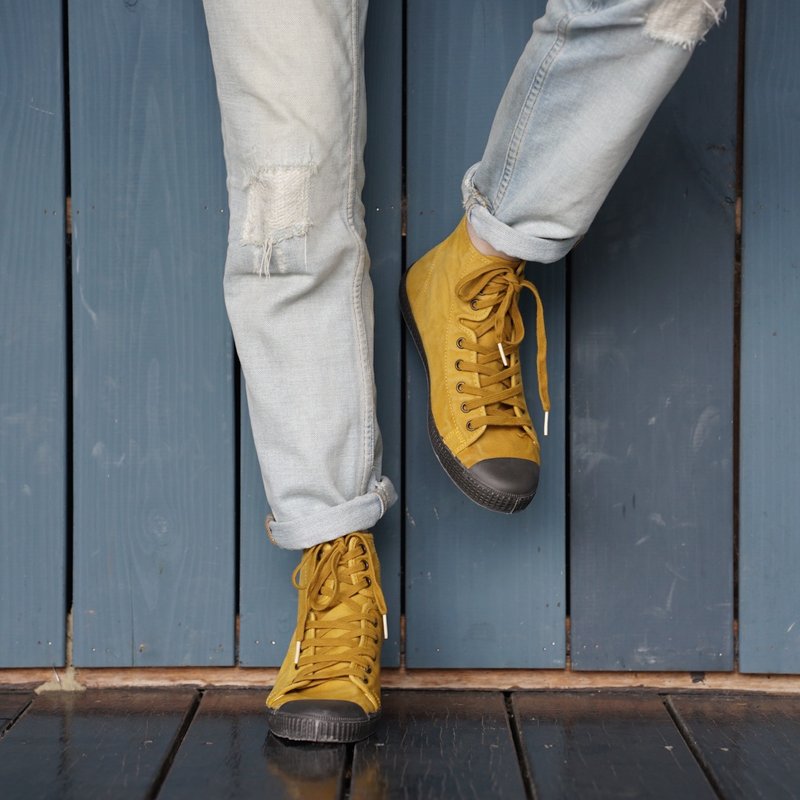 西班牙帆布鞋 CIENTA U61777 85 芥末黄 黑底 洗旧布料 大人 高筒 - 女款休闲鞋 - 棉．麻 黄色