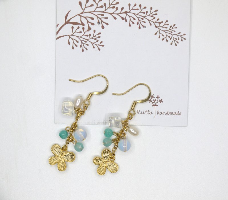 [Riitta ] 蝴蝶飞舞 月光石 珍珠 玉髓 - 耳环/耳夹 - 宝石 