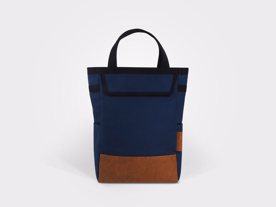 ONE Collection Convertible Backpack - Navy - 后背包/双肩包 - 棉 蓝色