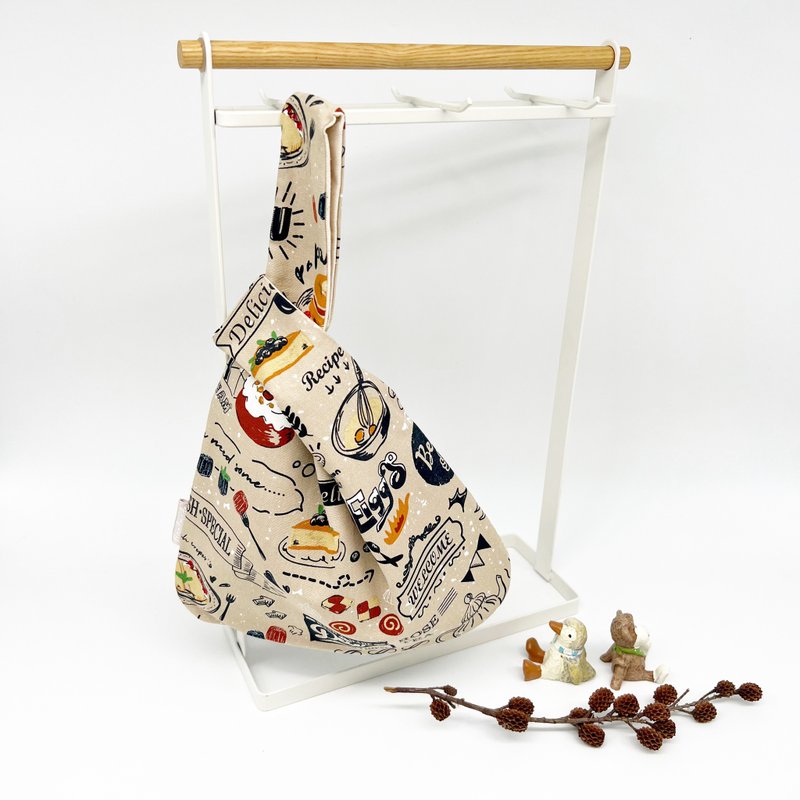 【小熊比比】童趣甜点日式手腕袋 结袋 - 手提包/手提袋 - 棉．麻 卡其色