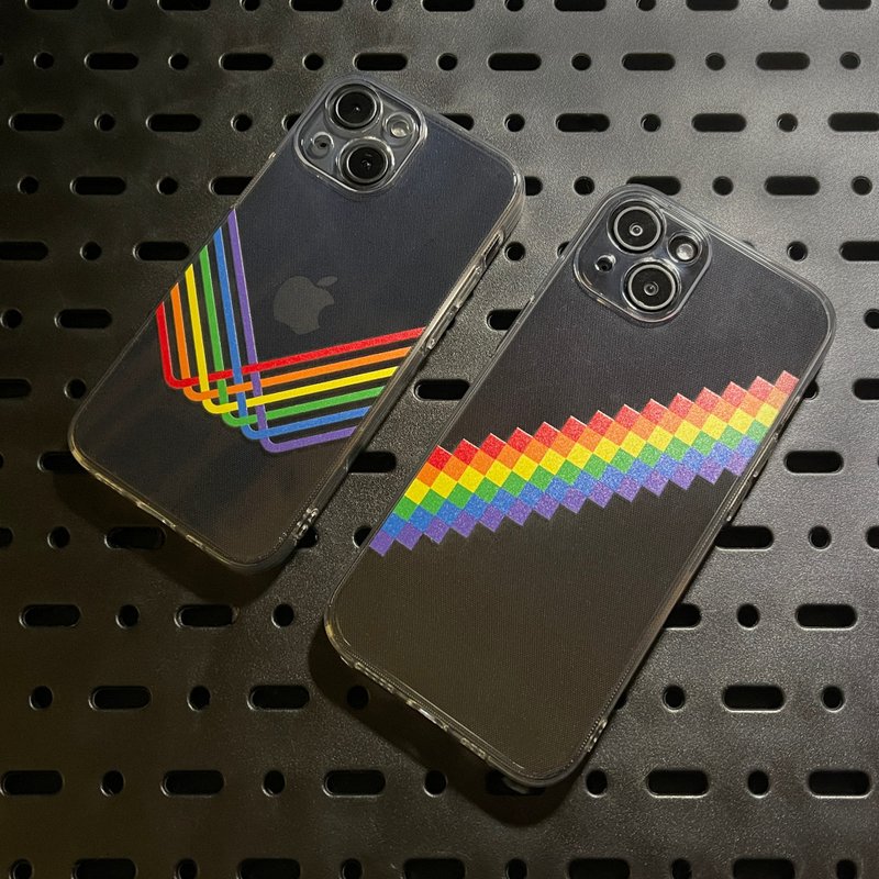 六色彩虹手机壳 LGBTQ+ iPhone 全覆盖型 - 耳机收纳 - 塑料 多色