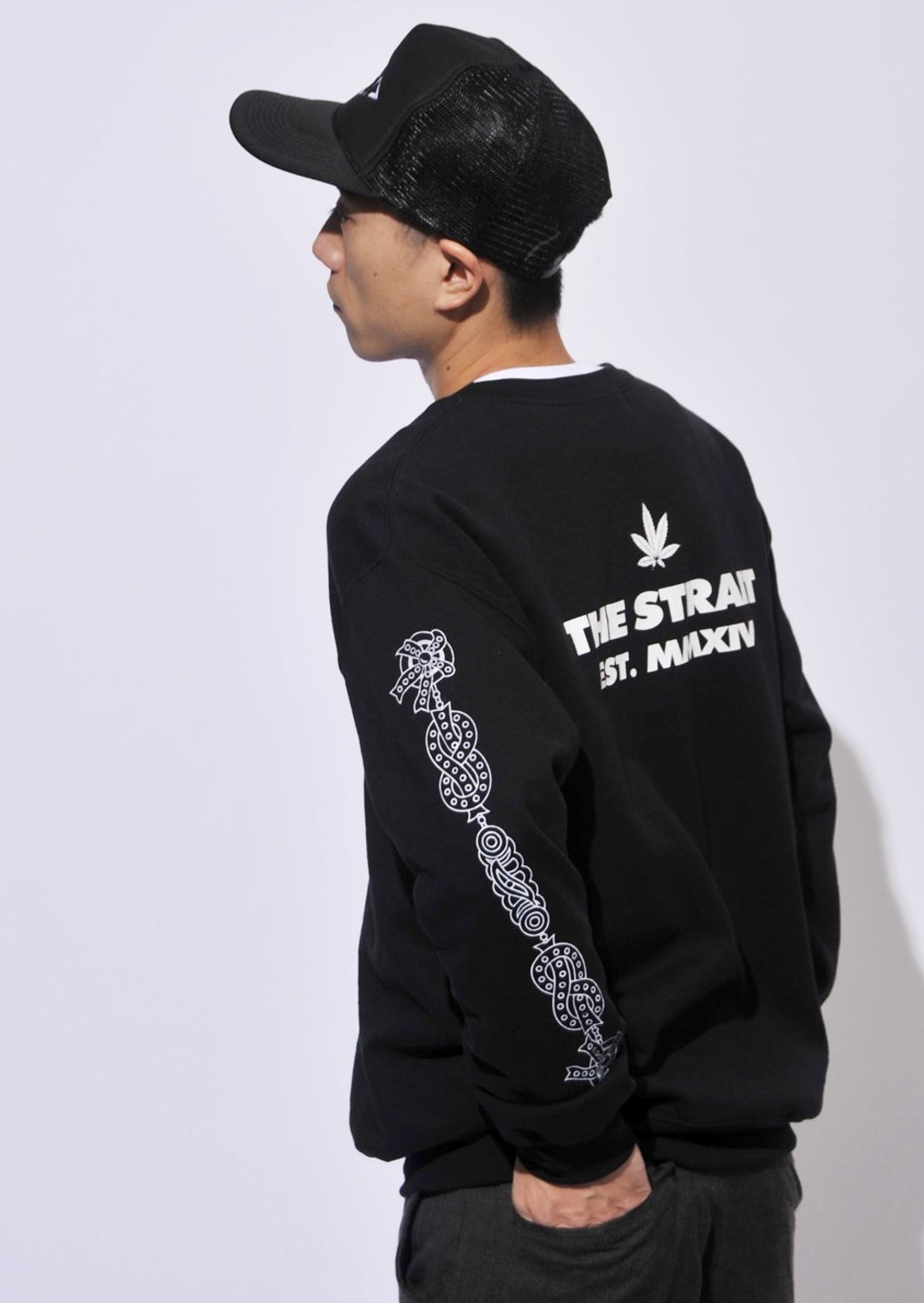"THE CHRONIC" 厚棉刷毛 T 恤  "THE CHRONIC" CREW NECK SWEAT #BLACK - 中性连帽卫衣/T 恤 - 棉．麻 黑色