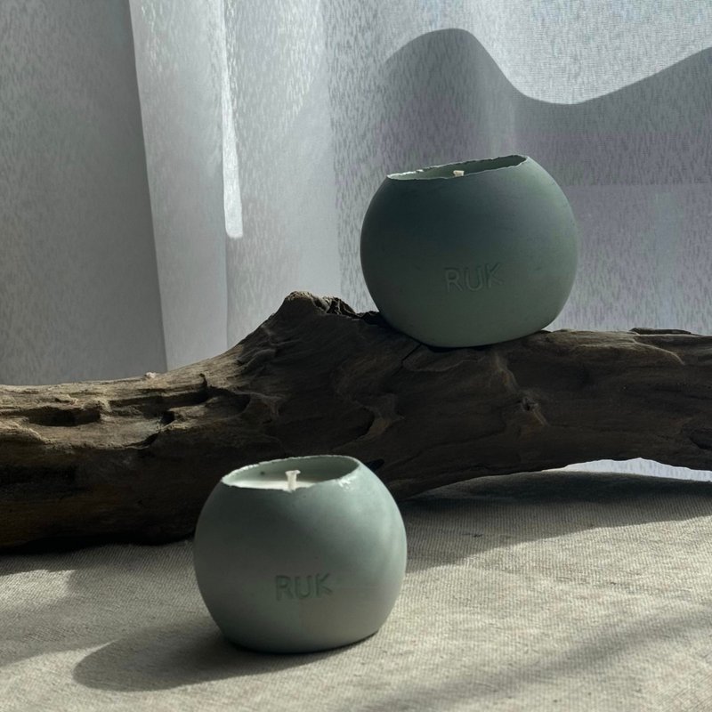 宠物友善系列NO.16 Tranquility Party 宁静派对-雾灰绿 - 蜡烛/烛台 - 水泥 