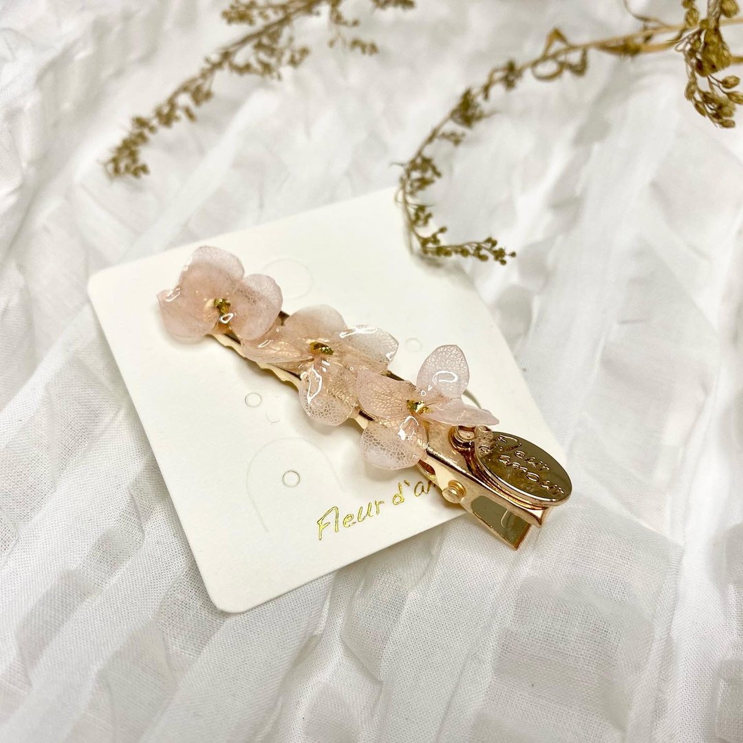立体真花 浅粉色baby pink绣球花发夹 发饰 真花发夹 - 发饰 - 植物．花 粉红色