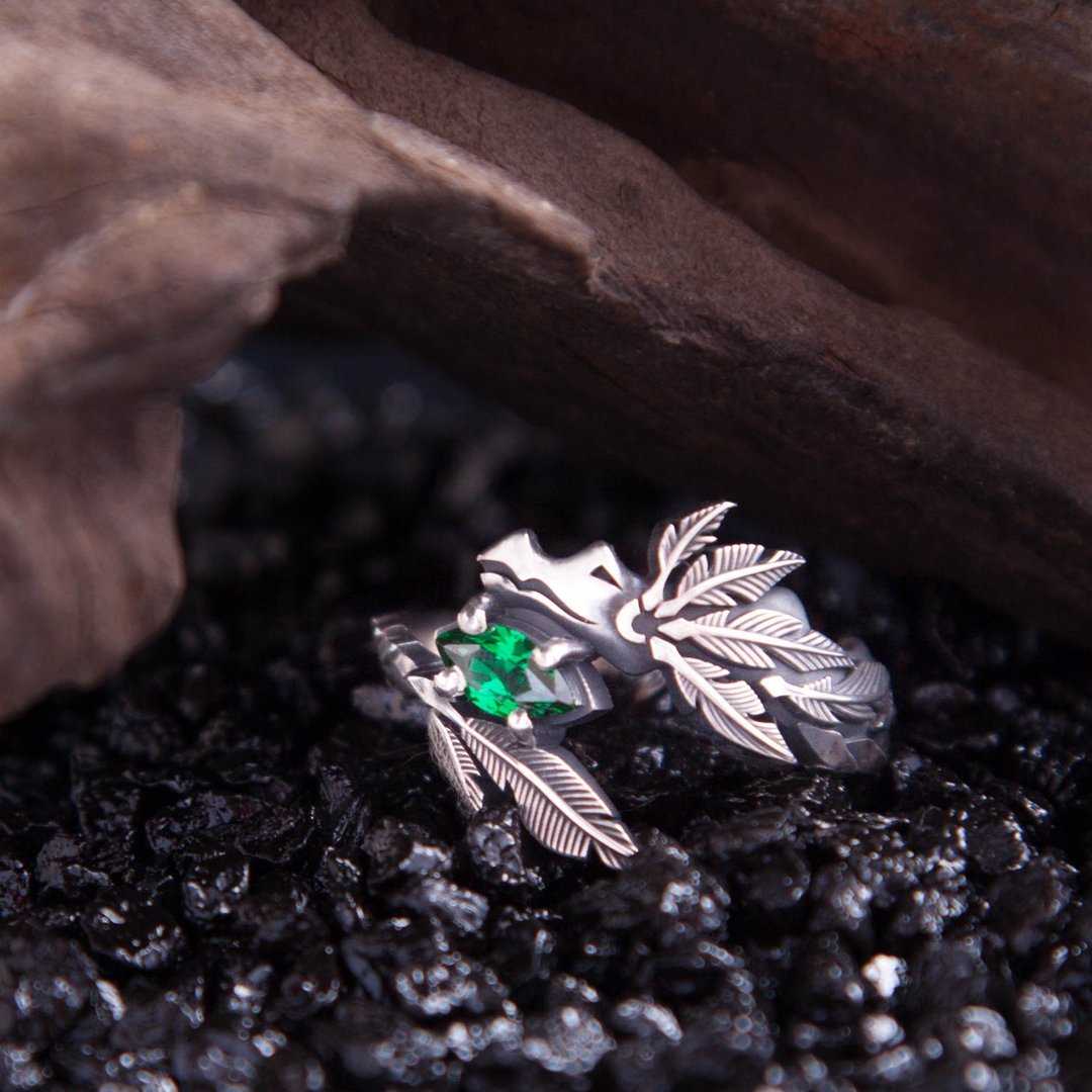 Quetzalcoatl silver ring with gem - Feathered Serpent gem silver ring - 戒指 - 银 银色