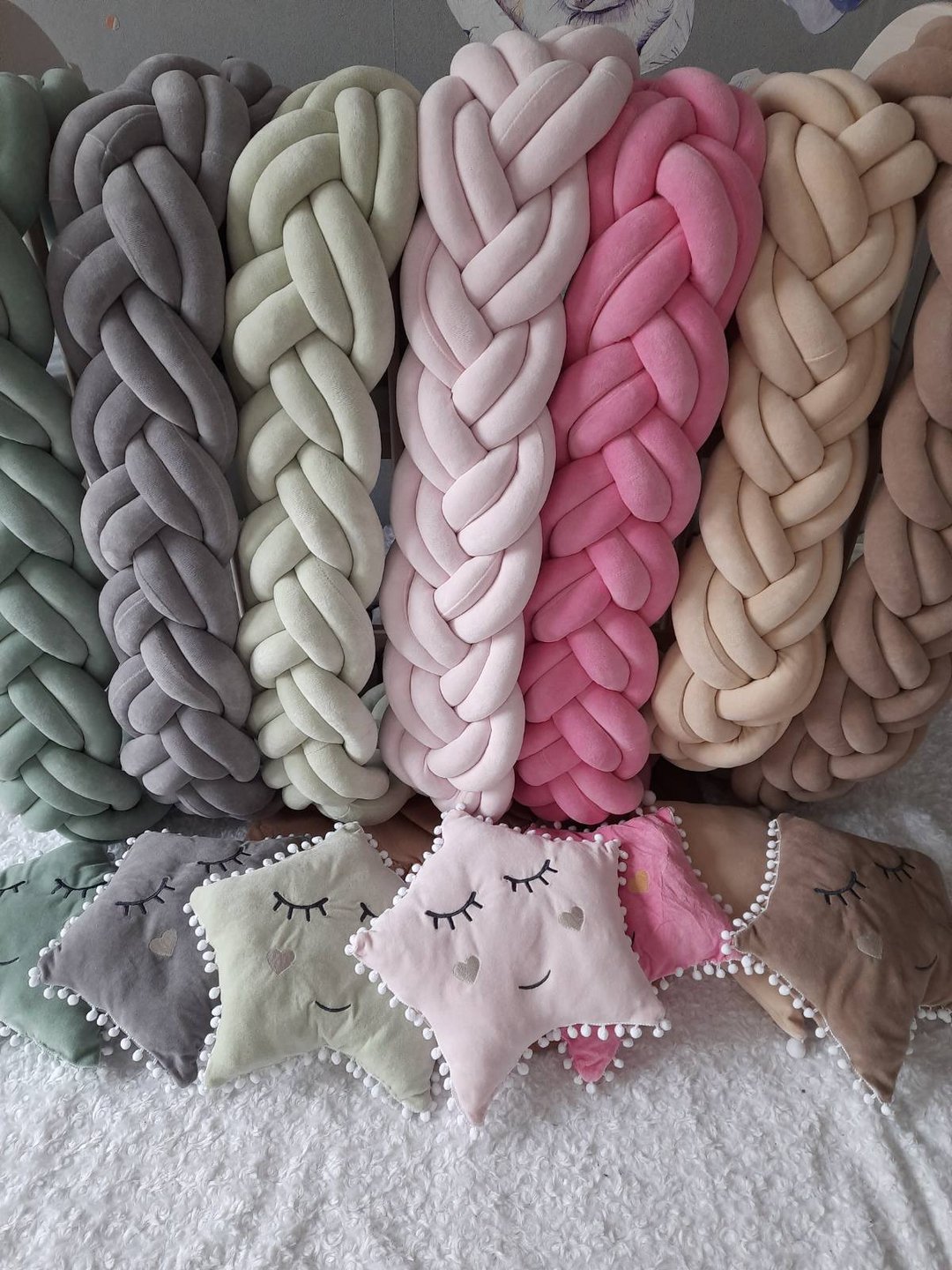 Braided crib  bumper.  Nursery crib bedding + Star pillow as a gift! - 婴儿饰品 - 棉 多色
