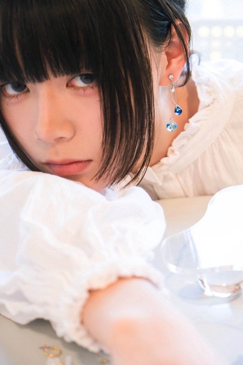 Milly | 冲绳蓝 美国制琉璃泪珠 Swarovski 珍珠耳环 | 极简 - 耳环/耳夹 - 其他金属 银色