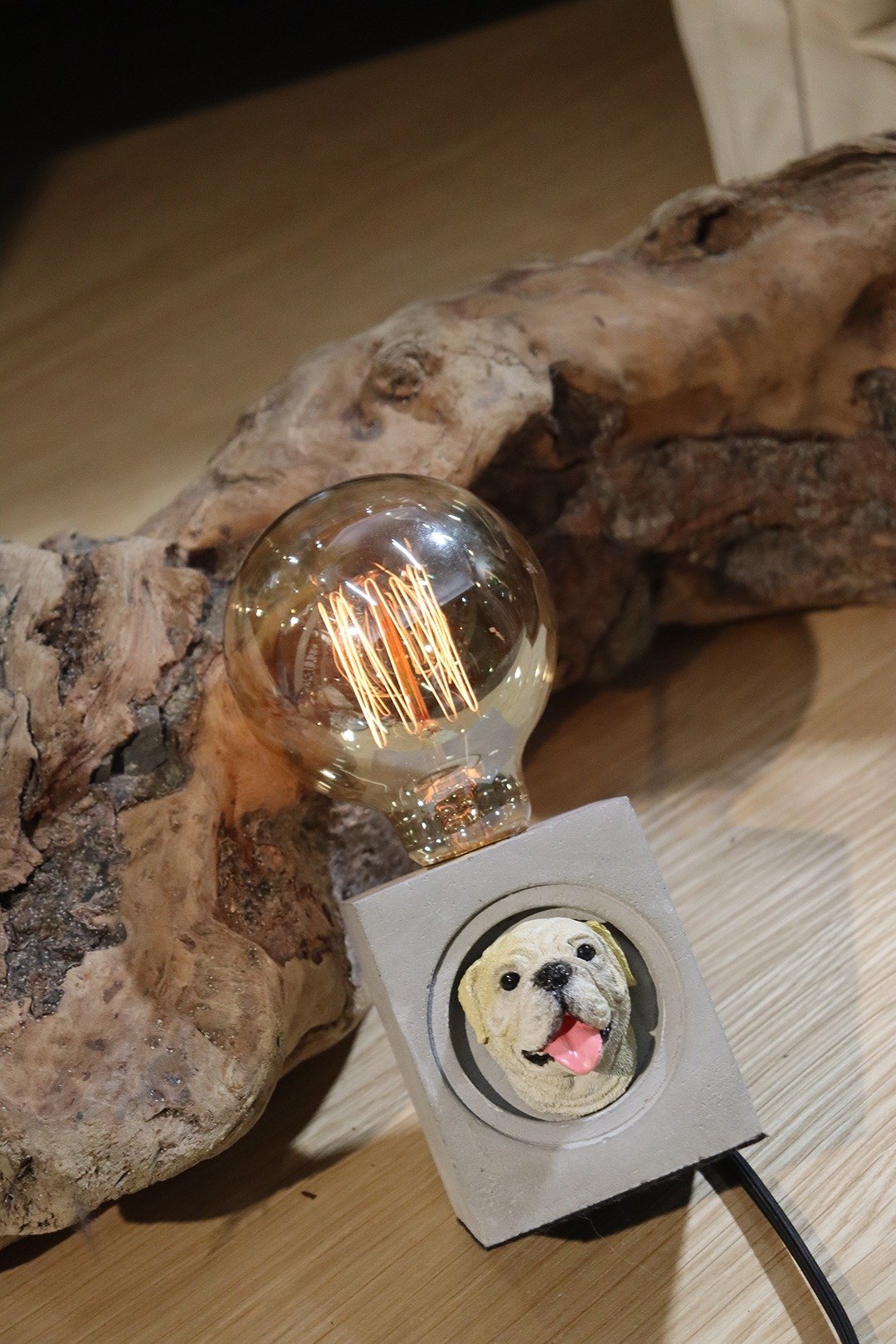 曙 MUSE 英国斗牛犬水泥桌灯 LED 灯 钨丝灯泡 USB 灯 定制化 - 灯具/灯饰 - 水泥 灰色