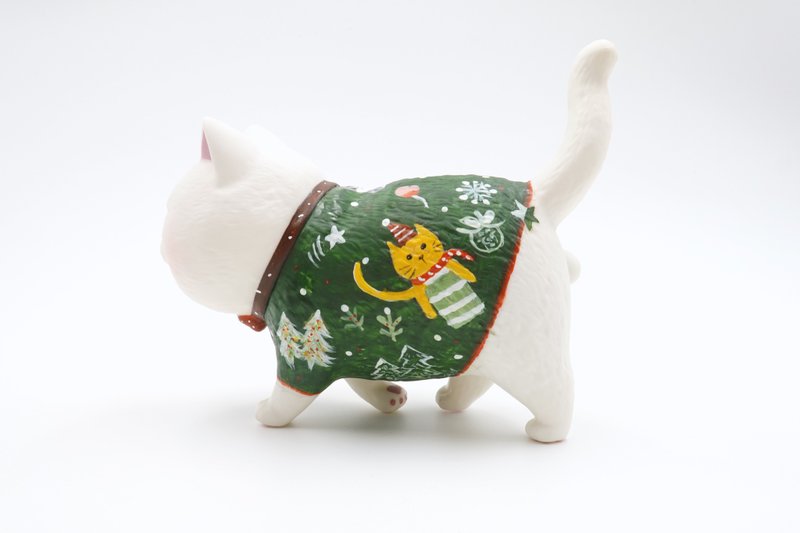 【限量】猫咪手绘公仔-圣诞绿猫 - 摆饰 - 塑料 多色