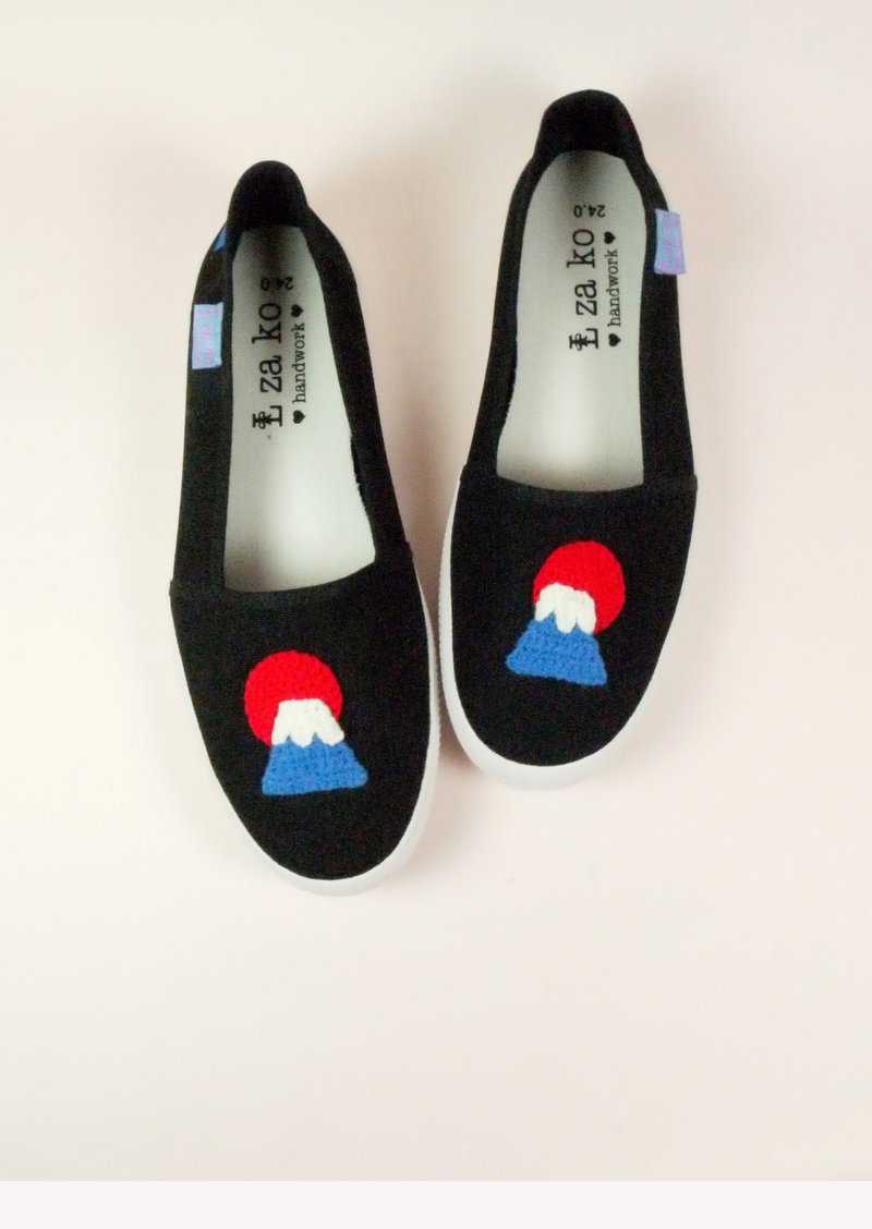 黑底 纯棉手作帆布鞋 红红太阳富士山 款 无编织款 - 女款休闲鞋 - 棉．麻 红色