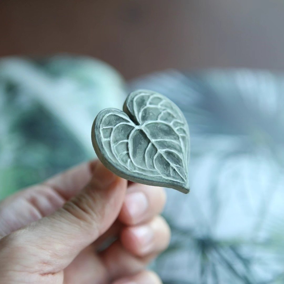Leaf Shape AromaStone - 车用香氛石-圆叶花烛 - 香薰/精油/线香 - 其他材质 灰色