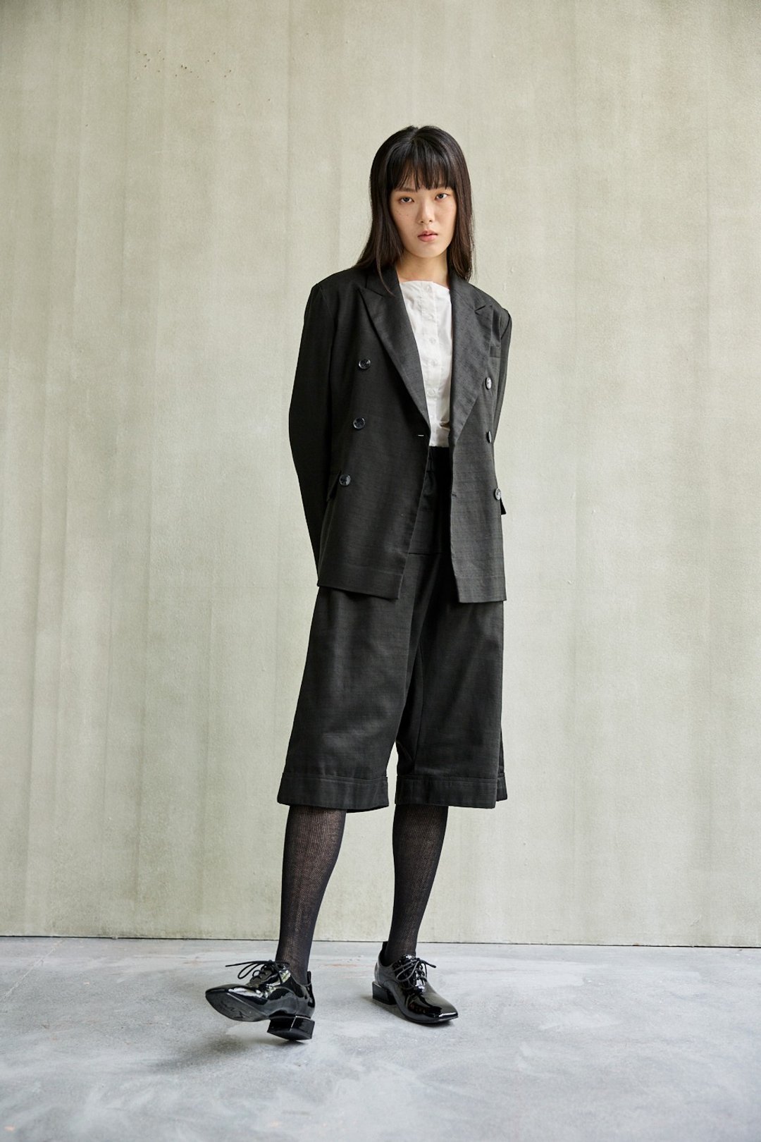 双排扣西装外套 - 女装西装外套/风衣 - 其他材质 