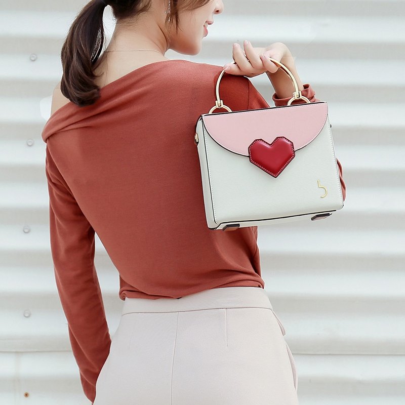 BB原创小众设计师品牌包包质感真皮百搭爱心斜跨手提女包 - 手提包/手提袋 - 真皮 白色