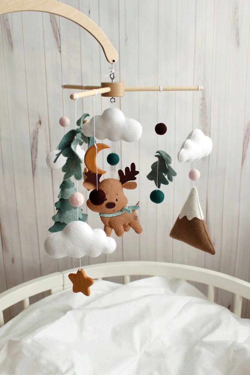 Moose in the forest felt baby crib mobile, Woodland nursery cot mobile - 玩具/玩偶 - 环保材料 多色