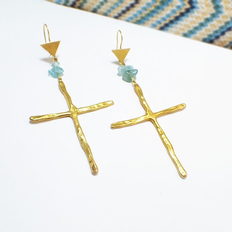 Cross earrings - 耳环/耳夹 - 其他金属 金色