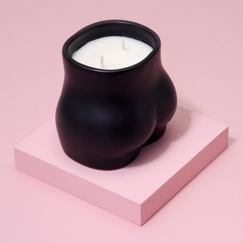【展示品】英国 MÆGEN Curve蜡烛-余烬 & 麝香 - 蜡烛/烛台 - 瓷 黑色