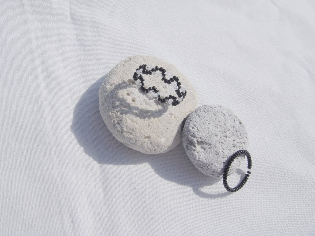 bead ring naminami black - 戒指 - 其他材质 黑色