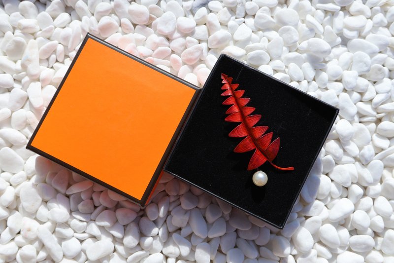 【订制】肾蕨叶片胸针|别针|纯手工|红铜|手作|礼物 - 胸针 - 铜/黄铜 红色