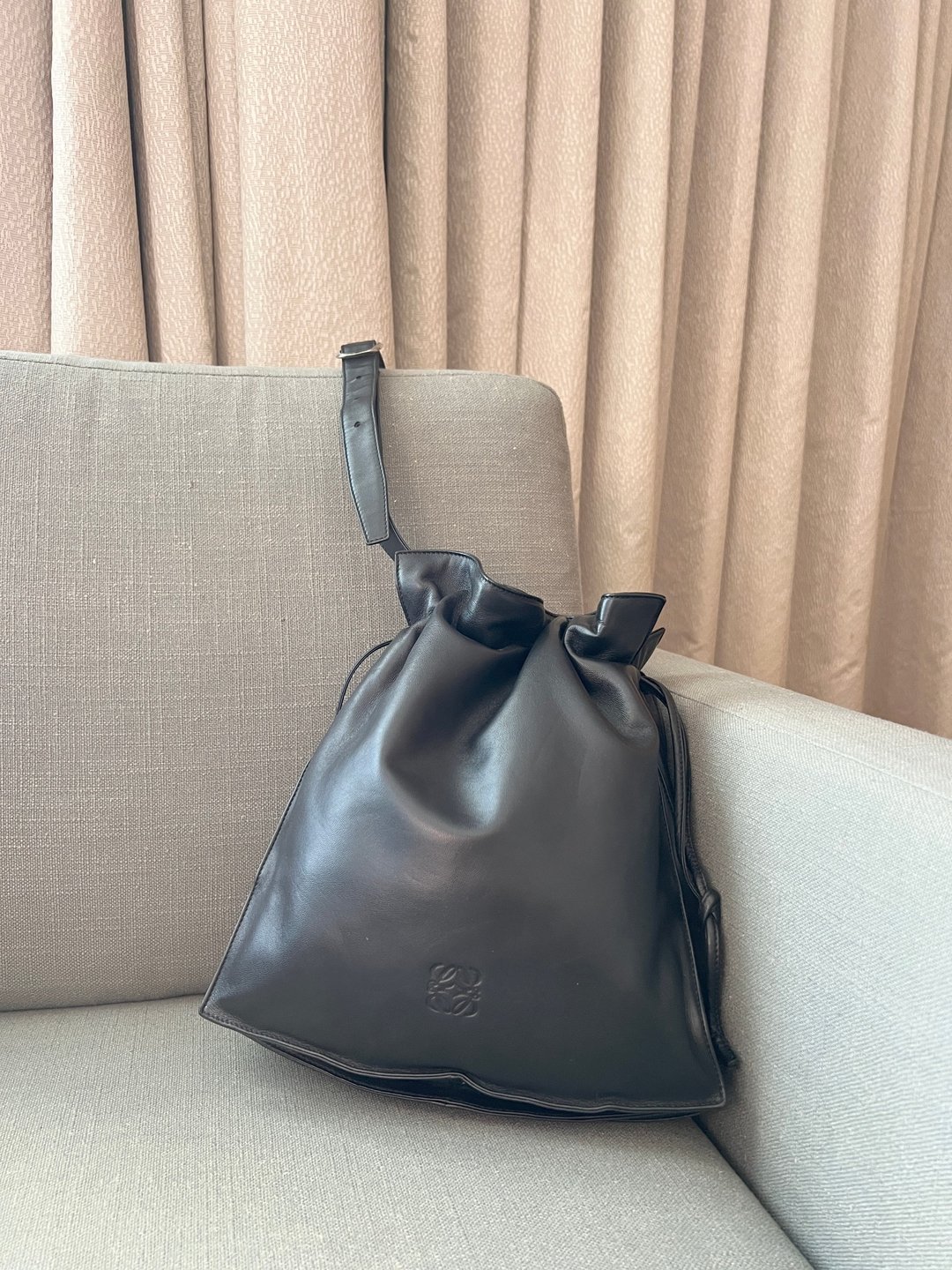 Loewe Flamenco黑色羊皮斜挎单肩束绳袋束口肩背包 日本中古美品 - 束口袋双肩包 - 真皮 黑色