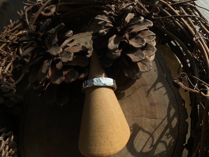 锻敲系列 戒指 - 戒指 - 纯银 银色