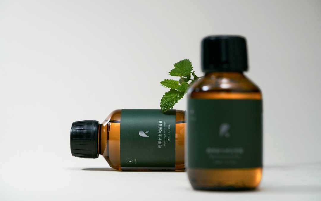 润泽新生赋活菁露100ml－干燥肌适用 保湿抗老精华 - 化妆水/喷雾 - 精油 